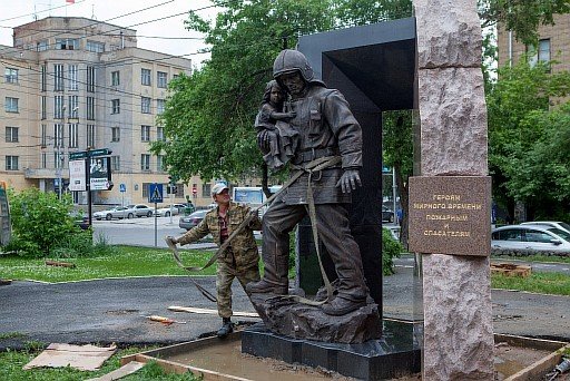 В день пожарной охраны Новосибирской области состоится открытие памятника пожарным и спасателям
