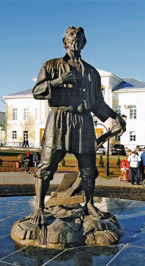 Памятник тамбовскому мужику