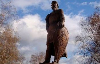 Памятник Александру Невскому г. Владимир. художественное литье из бронзы, гранит 2