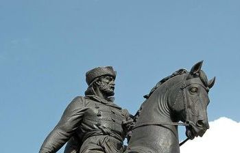 Основателю г. Йошкар-Олы И.А. Оболенскому-Ноготкову. г. Йошкар-Ола (Республика Марий Эл)