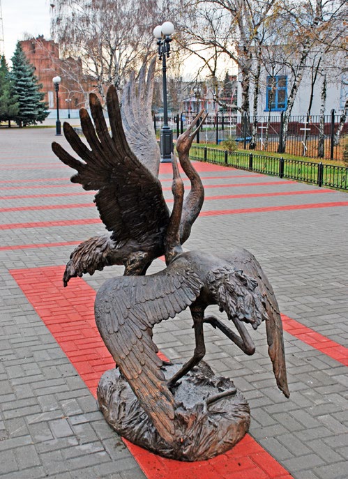 Памятник «Журавли» в поселке Мучкапский