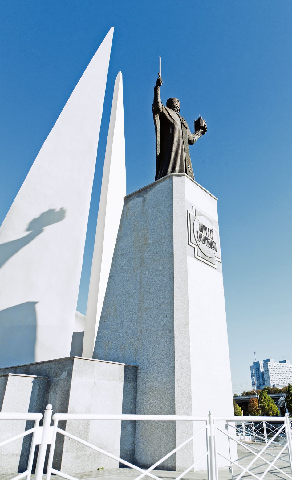 Памятник святителю Николаю Чудотворцу в Калининграде
