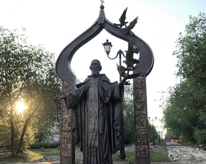 Памятник святому преподобному Сергию Радонежскому в Оренбурге