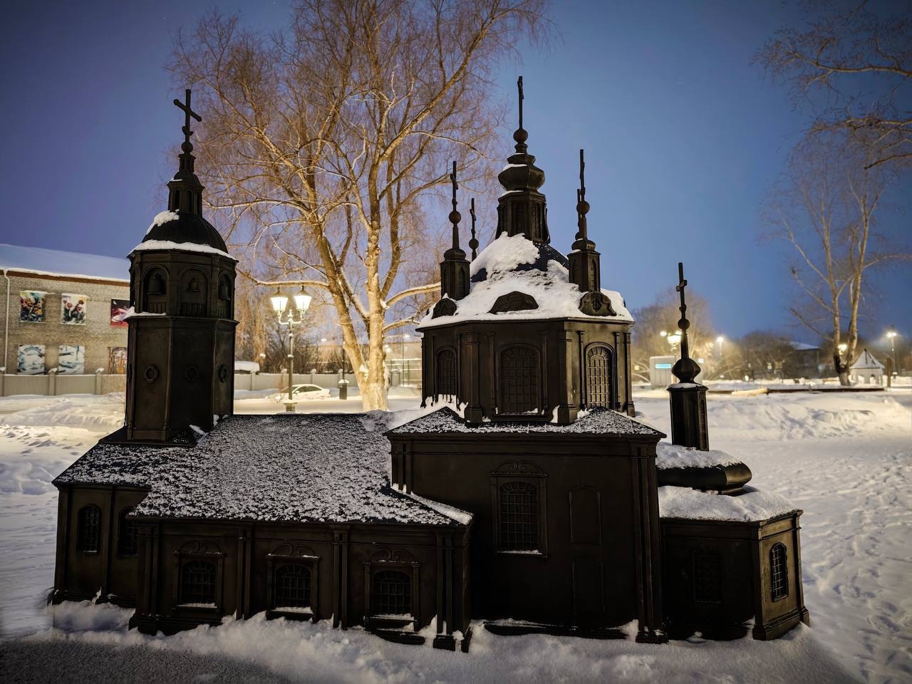 Памятник  «Утраченные храмы Тобольска»